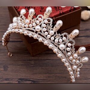 Luxurious Gold and Pearl Tiara